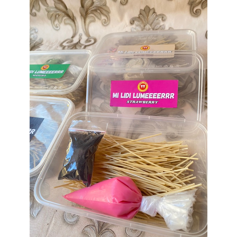

[ PREMIUM ]Milidi box Lumer Manis strawbery free Topping