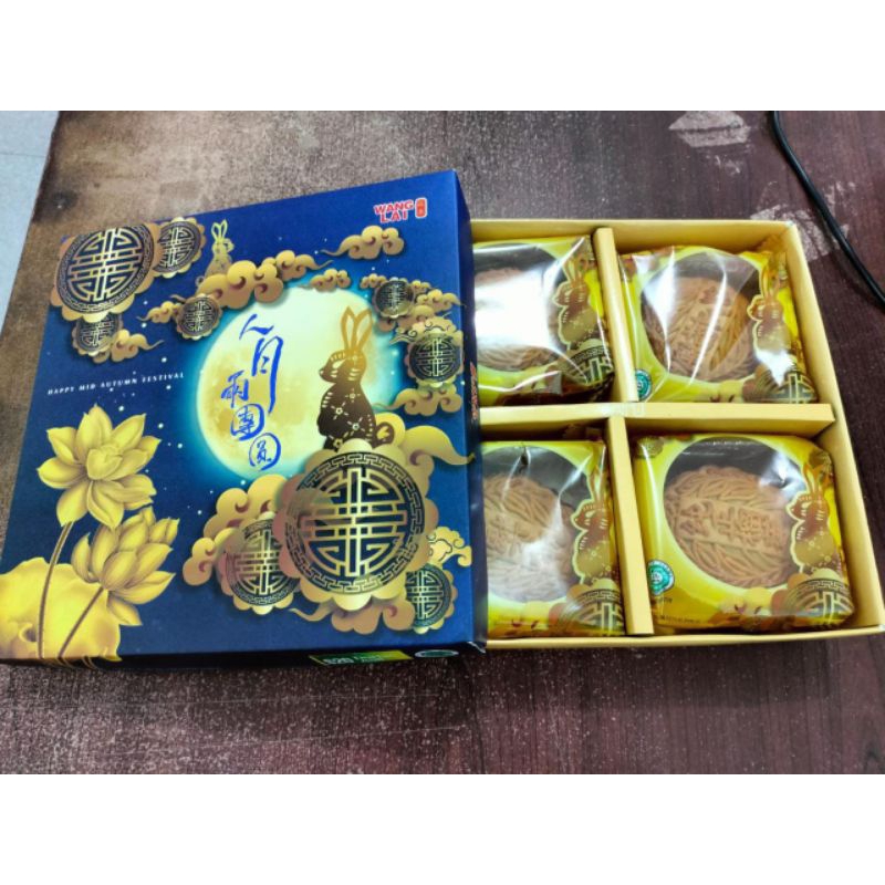 

mooncake wanglai moon cake wang lai kue bulan medan halal isi 4 pcs