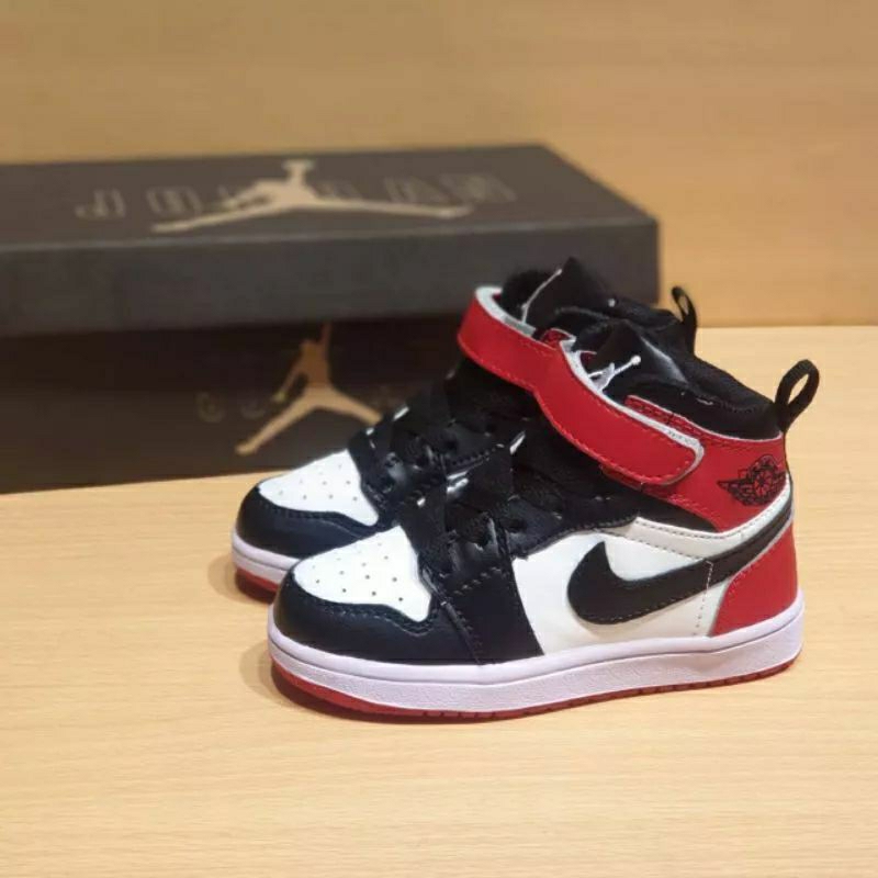 SEPATU SNEAKERS JORDAN ANAK MERAH PUTIH LIST HITAM SIZE 21-35