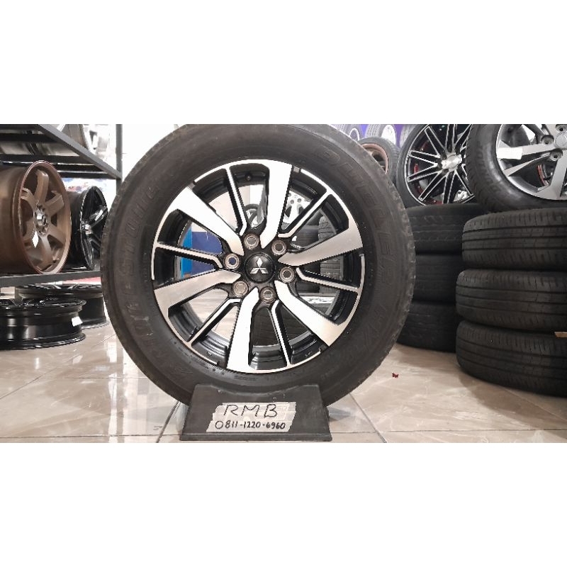 VELG BEKAS MOBIL OEM COPOTAN PAJERO RING 18 + BAN 265 60 18