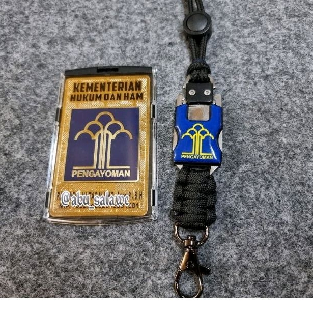 

plat id KEMENKUMHAM full set cover plus lanyard
