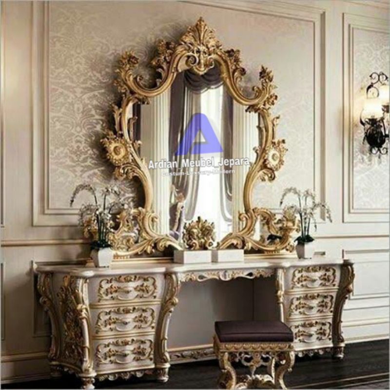 Meja rias ukir jati jepara mewah