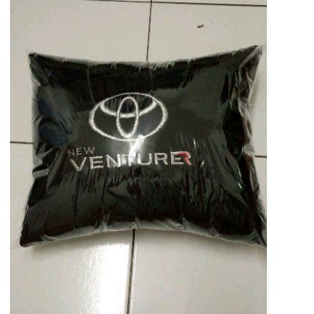 bantal mobil aksesoris interior sandaran kepala punggung jok mobil innova venturer