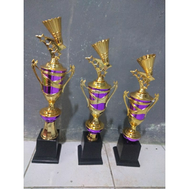 piala badminton