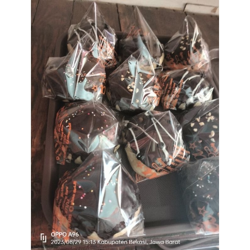 

donat coklat