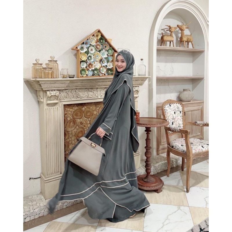 READY  Dubay Abaya by Kazami - Duba Abaya Kazami Store - Abaya Kazami - Abaya hitam - Dress hitam - 