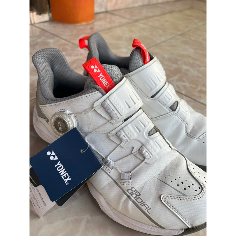 Sepatu Yonex Badmintoon Boa 88 dial second kondisi Mulus 95% original