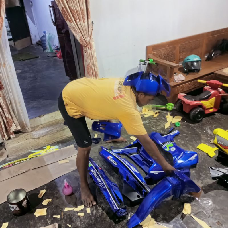 cover body set yamaha fizr f1zr set halus Movistar biru