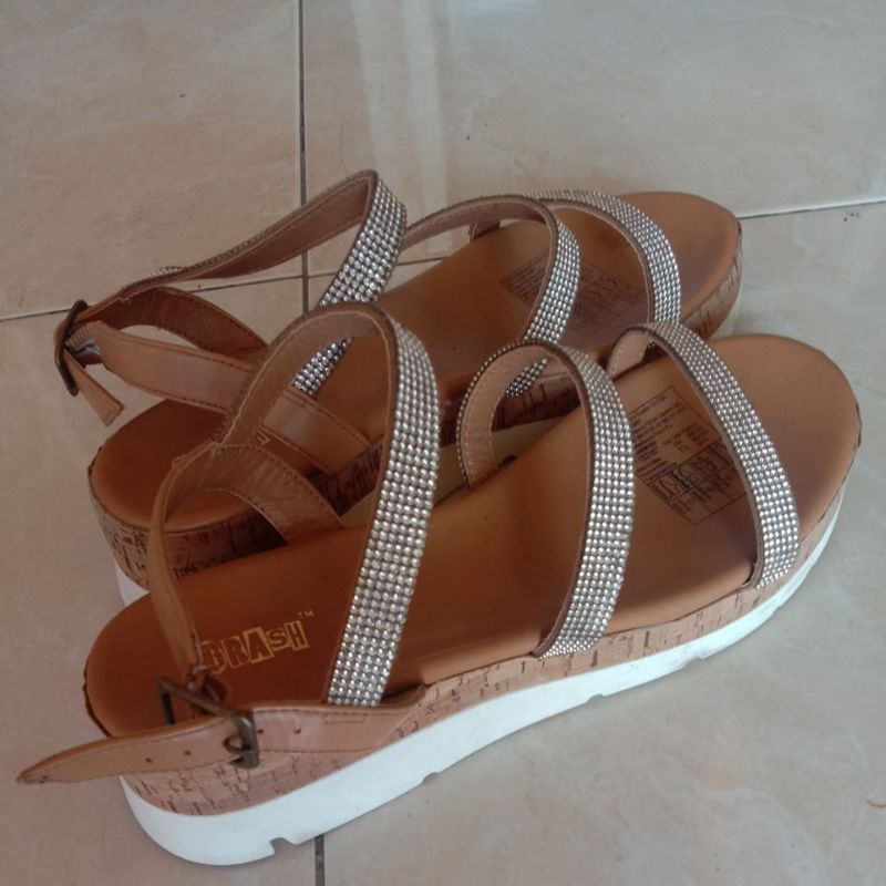wedges brash payless
