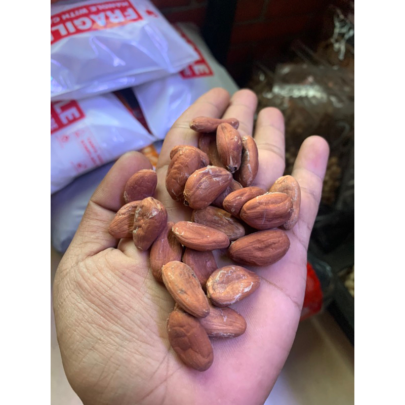 

biji cokelat kering / kakao kering 1kg