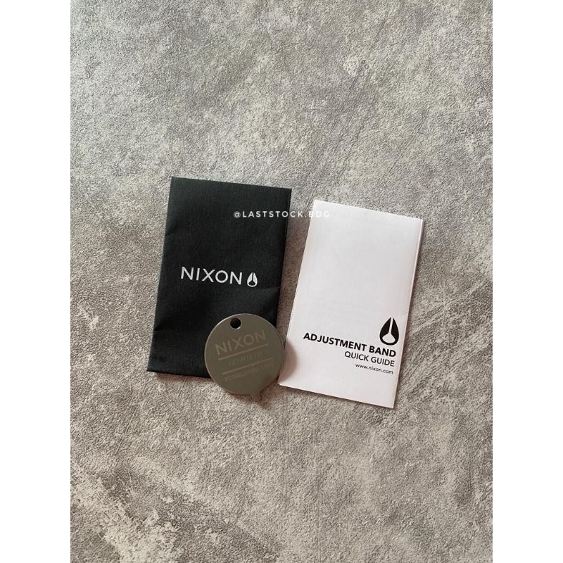 Nixon Aksesoris  (alat pengatur strap rantai jam tangan nixon)