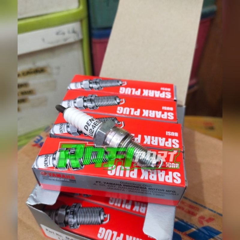 BUSI DENSO YAMAHA U24ESR-N VIXION R15