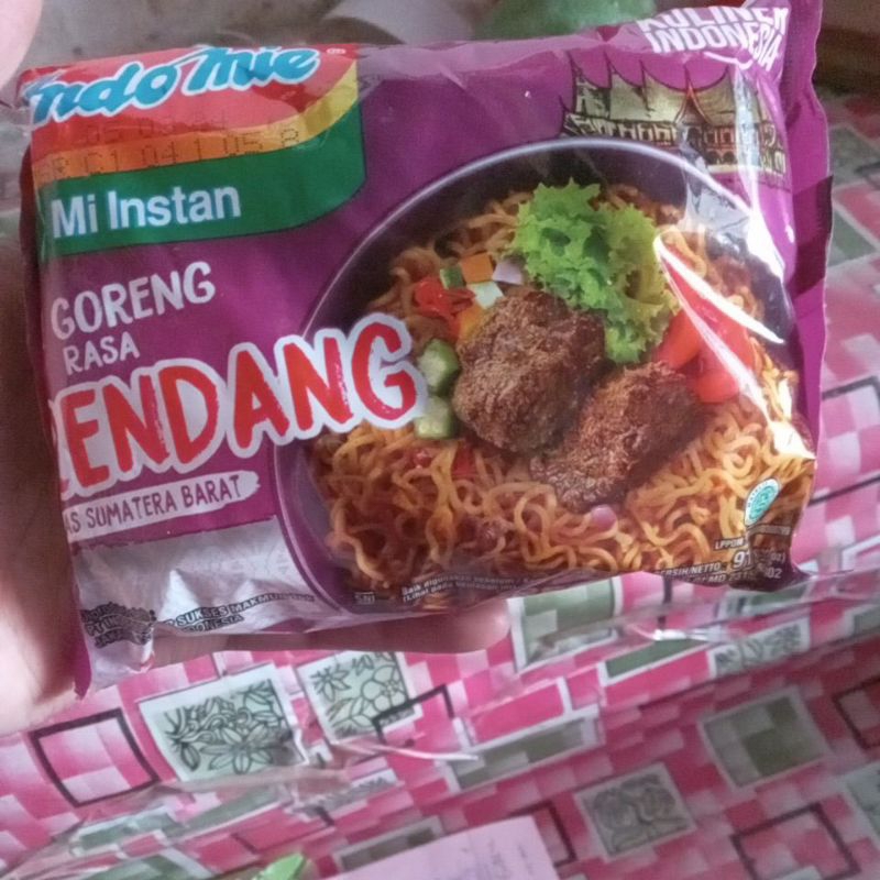 

indomie goreng rendang