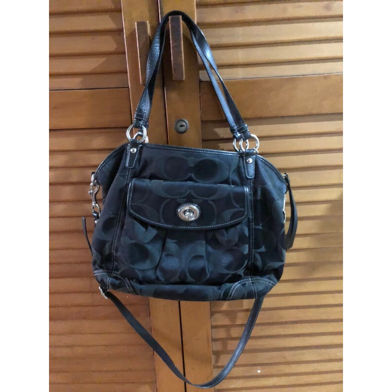 TAS COACH HITAM PRELOVED