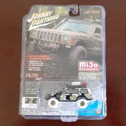 Johnny Lightning Camo Jeep Cherokee XJ WHITE LIGHTNING CHASE
