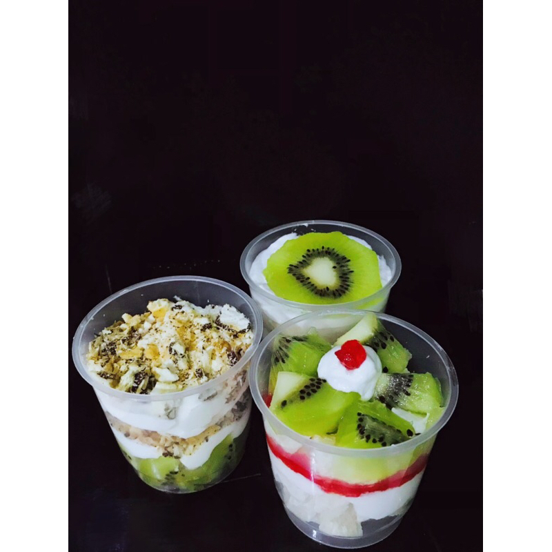 

Dessert Fruit Cup