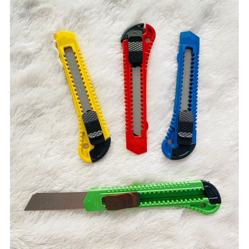 

Cutter Murah Kecil / Besar