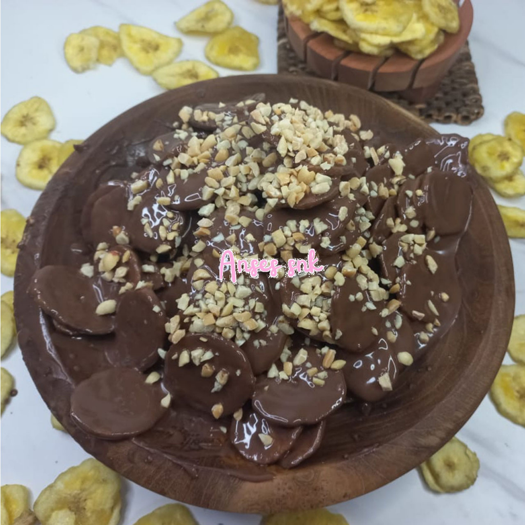 

Choco | Kripik Pisang Peanut Milk Choco Lumer Cemilan bulat 250gr