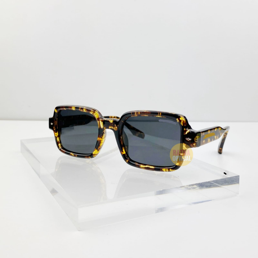 Kacamata hitam fashion Kotak kecil