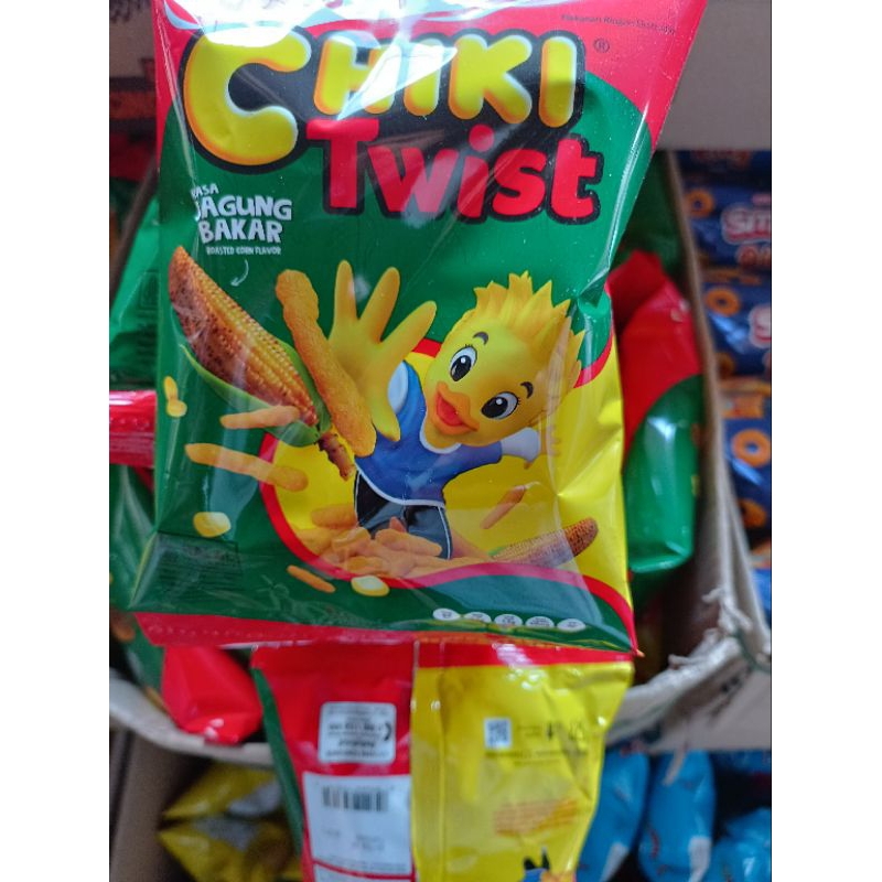 

chiki twist jagung bakar isi 10 pcs