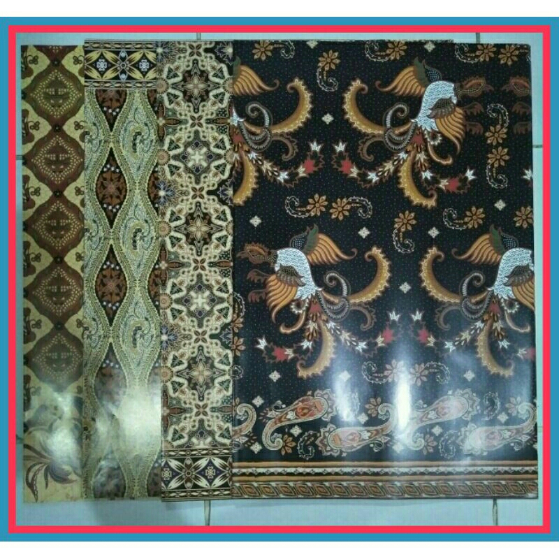 

KERTAS KADO KIKY MOTIF BATIK