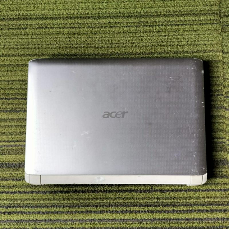 Kesing Case Casing Laptop ACER Aspire One NAV50