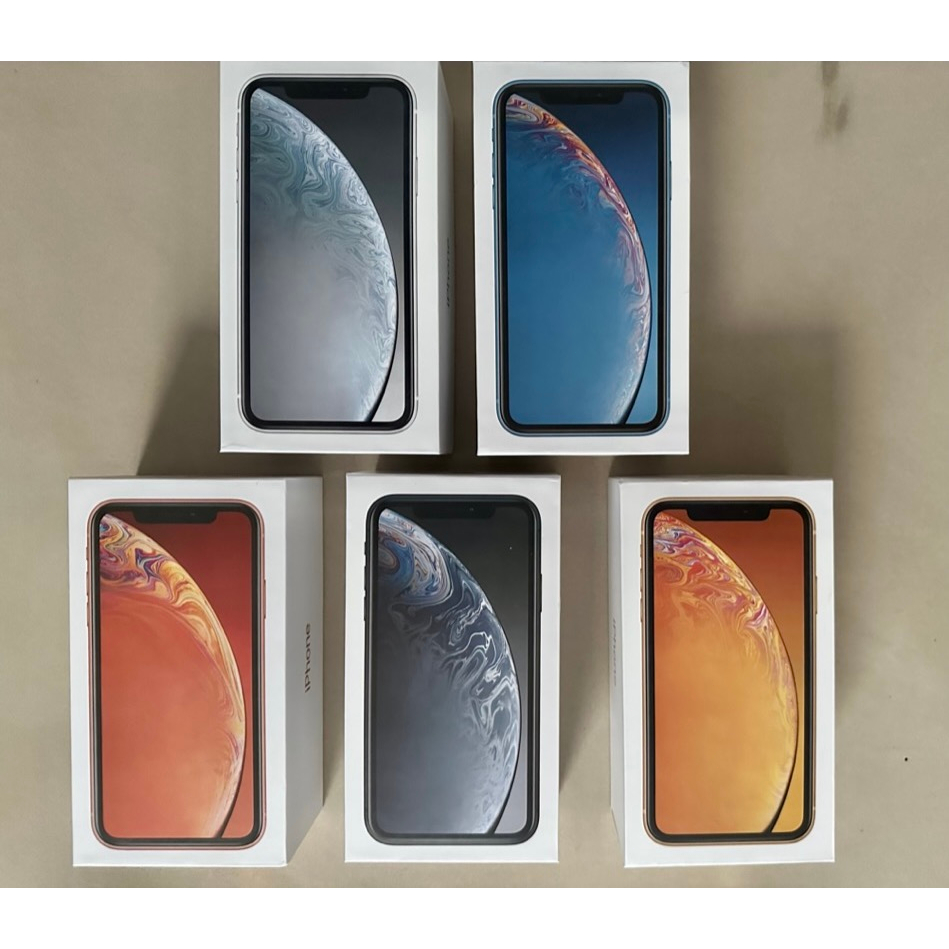 Iphone xr original box earphone & charge