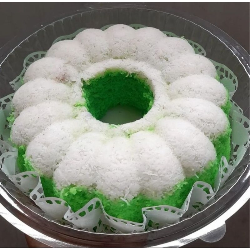 

putu ayu jumbo diameter 15 cm kue tangerang enak cemilan