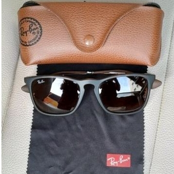 Kacamata Ray-Ban Chris RB4187 original seperti Baru