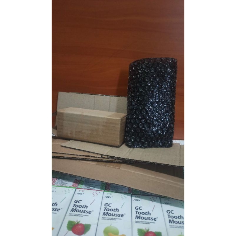 

BUBBLE WRAP DAN KARDUS TAMBAHAN PACKING