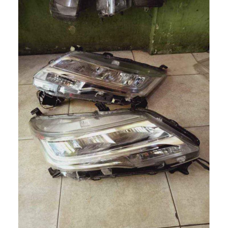 headlamp lampu depan terios 2018 2019 2020 2021