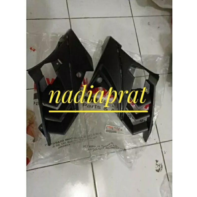 sambungan body sayap depan MX king 2PV COVER UNDER original yamaha