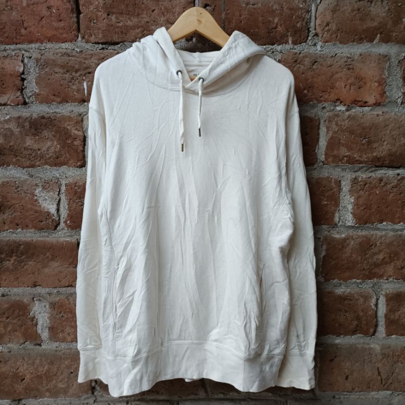 Hodie Uniqlo Putih