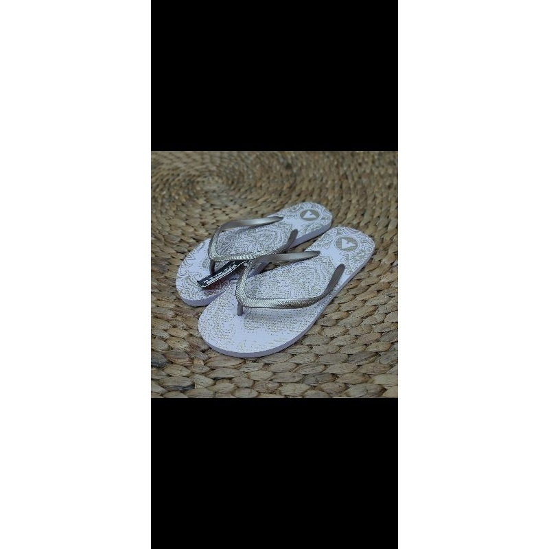 Airwalk sandal jepit wanita 199.000