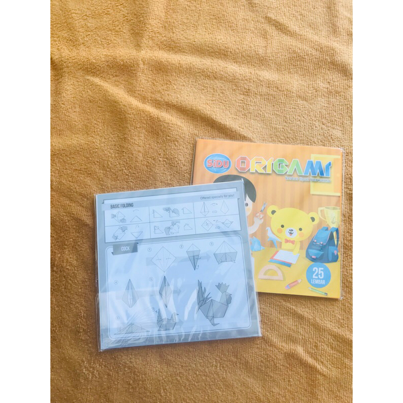 

kertas warna atau kertas origami size 14x14 cm isi 25 lembar