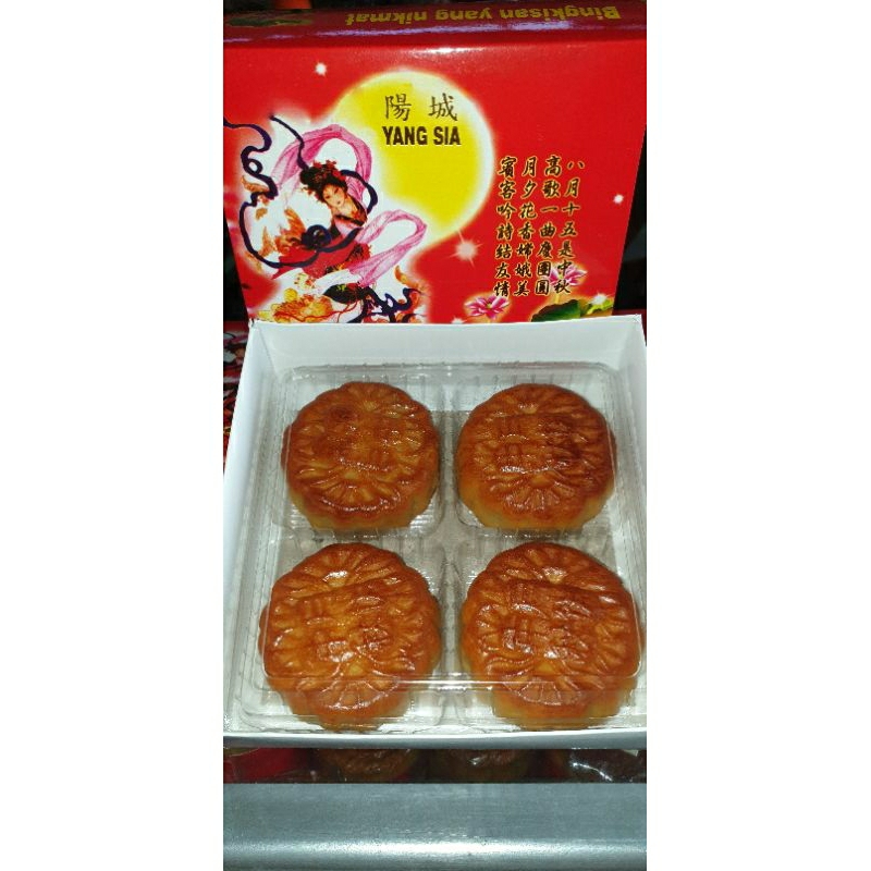 

Mooncake Yang Sia isi Telur - 1 dus isi 4
