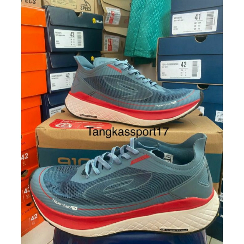 Sepatu Lari 910 Kenzo Run