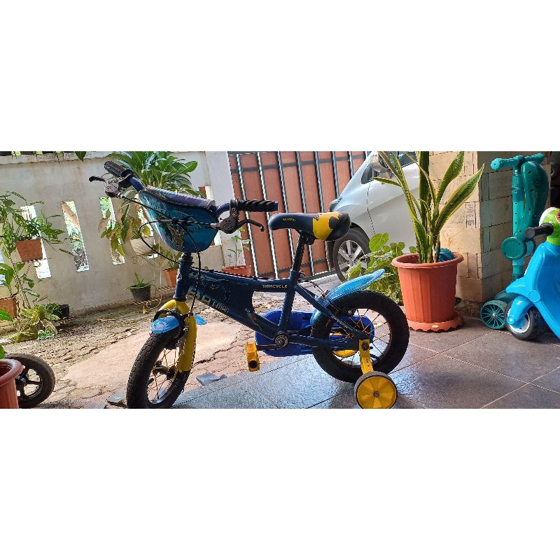 Sepeda anak roda empat Wimcycle Batman preloved