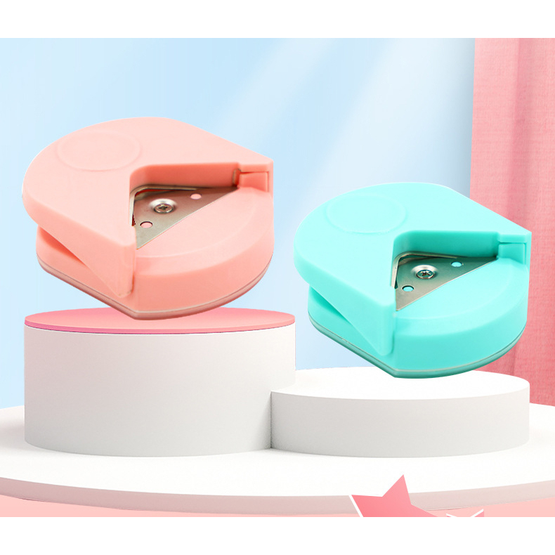 

Pembolong Kertas Round Corner Puncher R4 round corner puncher / pembolong kertas r4 /corner rounder