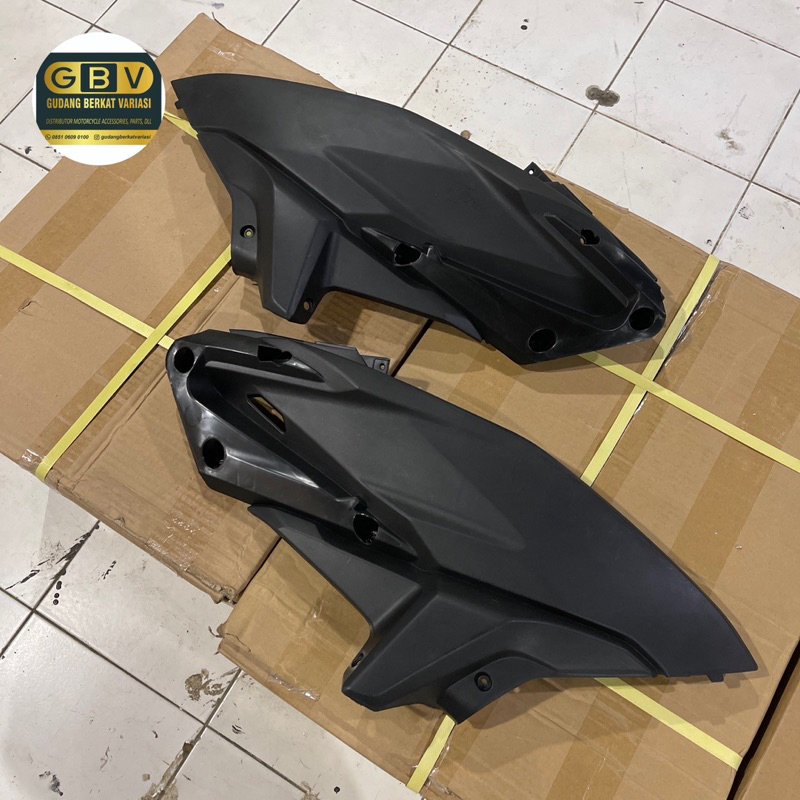 cover body vario 125 techno kecil hitam kap samping kiri kanan tutup rangka