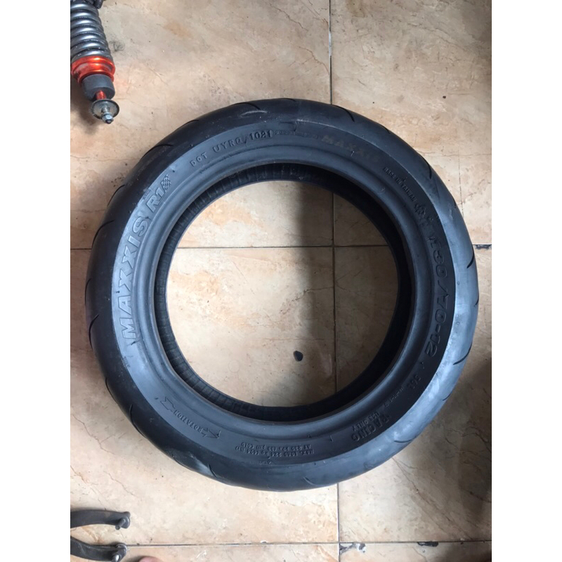 BAN MAXXIS R1 UK 130/70/12