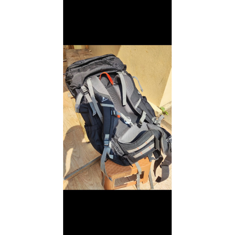 Eiger Rhinos 60L