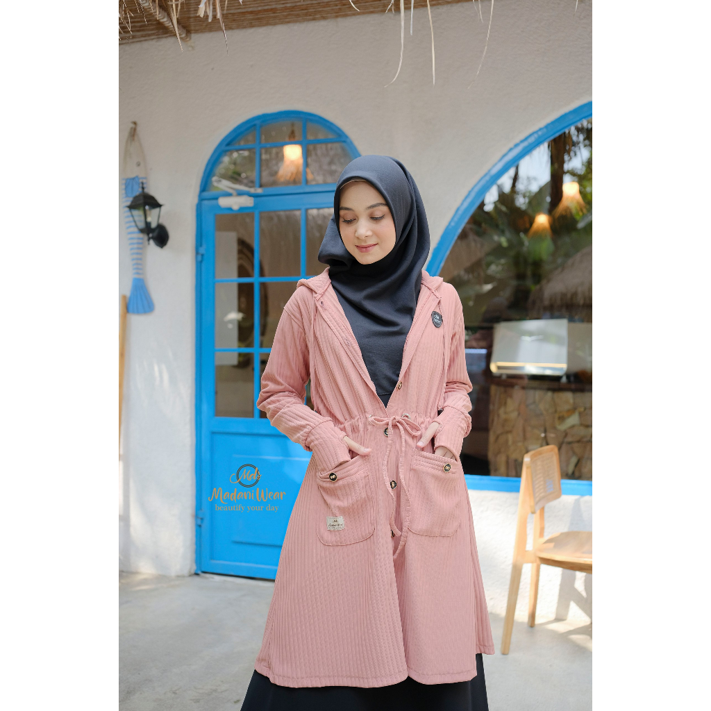 Long Outer Safwa by Madani Wear | Jaket Muslimah Syari Handsock | Jaket Wanita Panjang