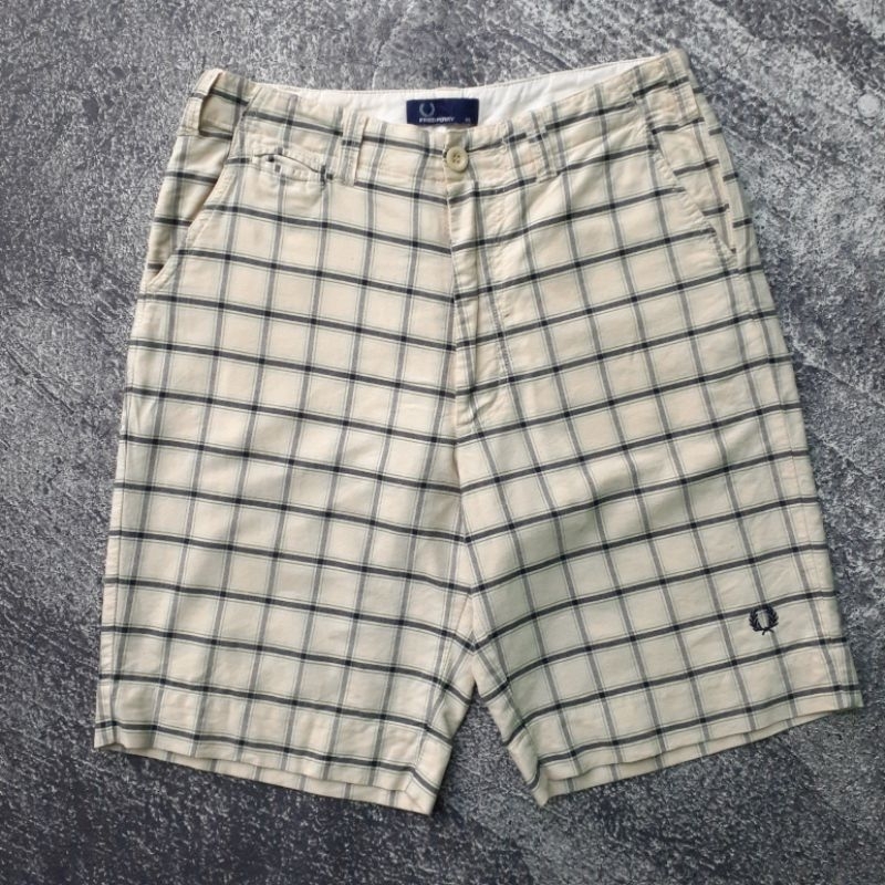 CELANA PENDEK SHORT PANTS CHINO FRED PERRY