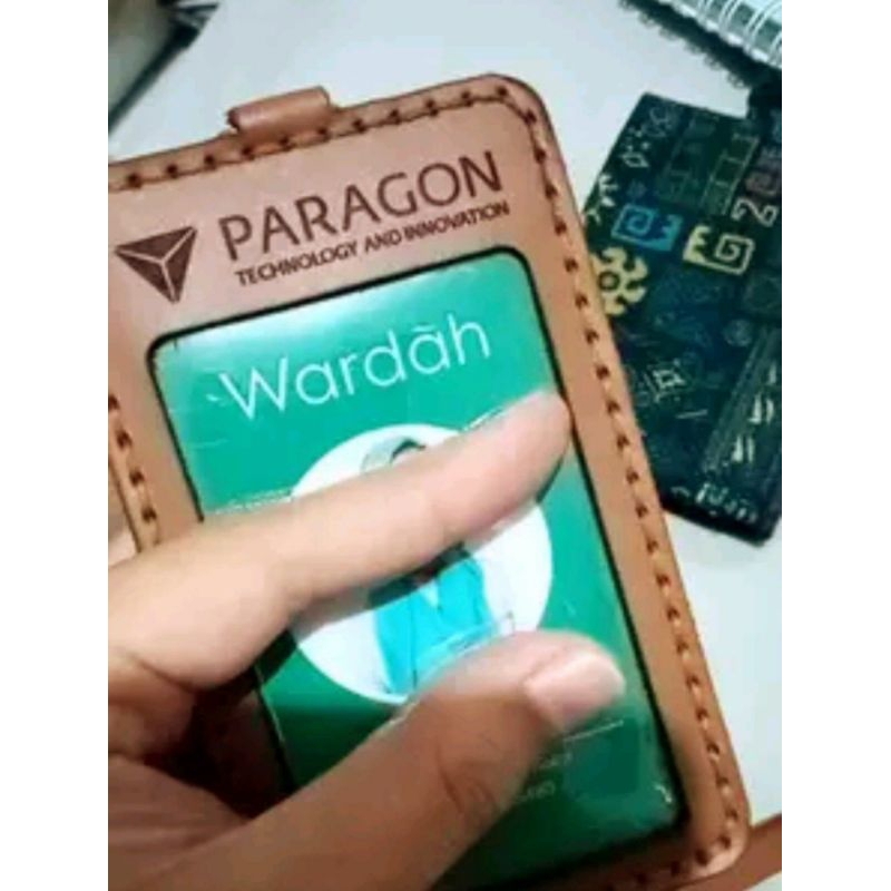 

name tag kulit gantungan id card holder kulit custom nama dan logo