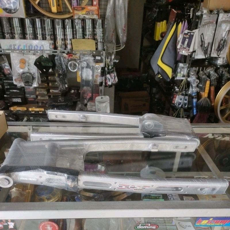 SWING ARM DKT SATRIA FU 150 adanya coak