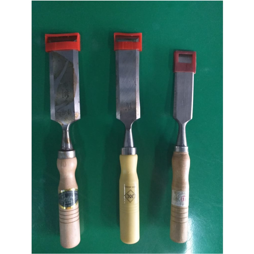 Tatah Kayu 4cm (1 1/2") / Pahat Kayu / Alat Manual
