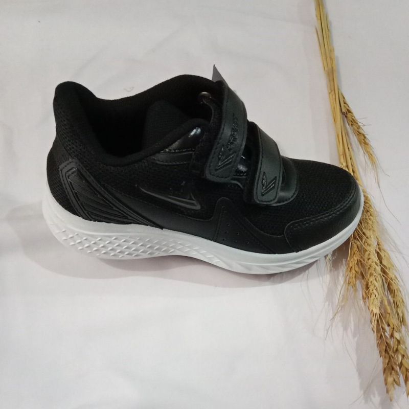 Sepatu PRO ATT GI 351V