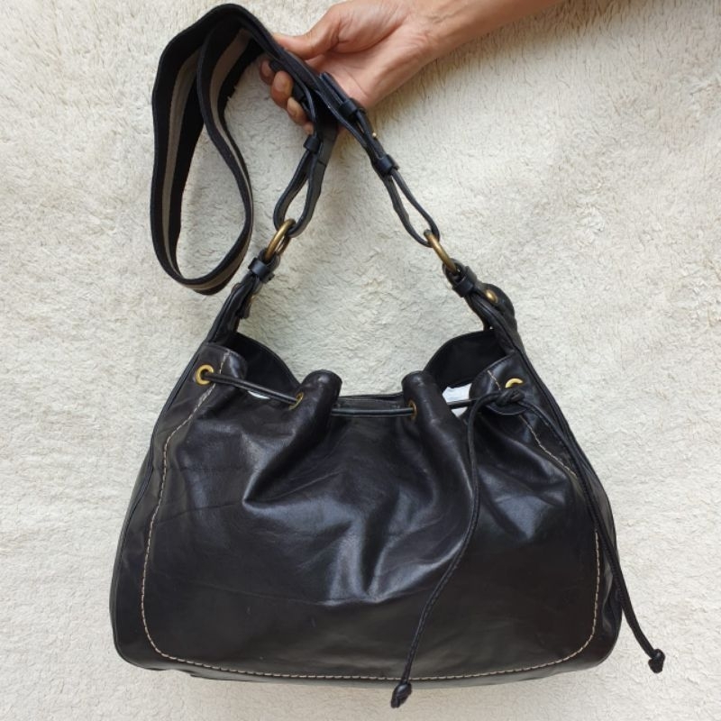 Tas Selempang Serut Wanita Bally Hitam Kulit Asli