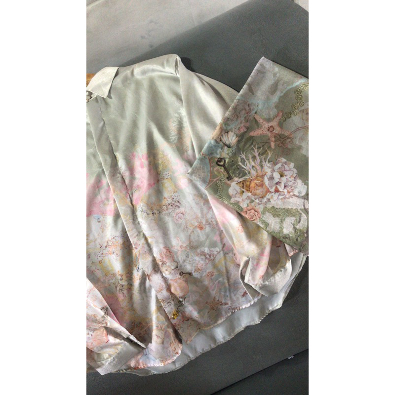 ZENOBIA SHIRT BY RAHINA INDONESIA